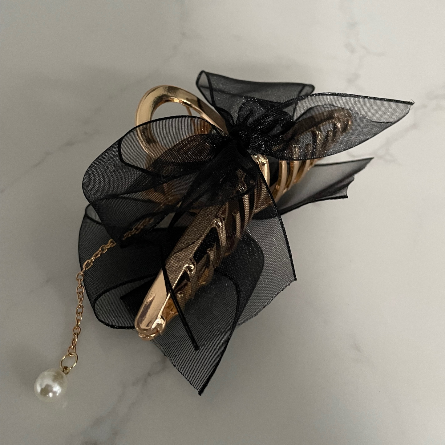 Bow and Chain Claw Clip