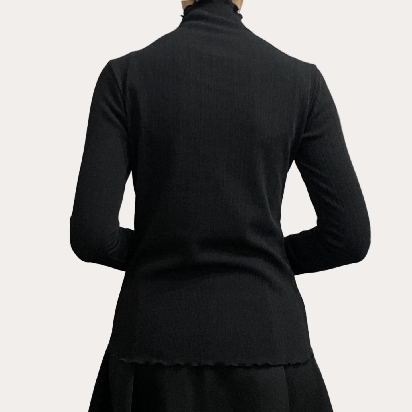 Frill Ribbed Blouse