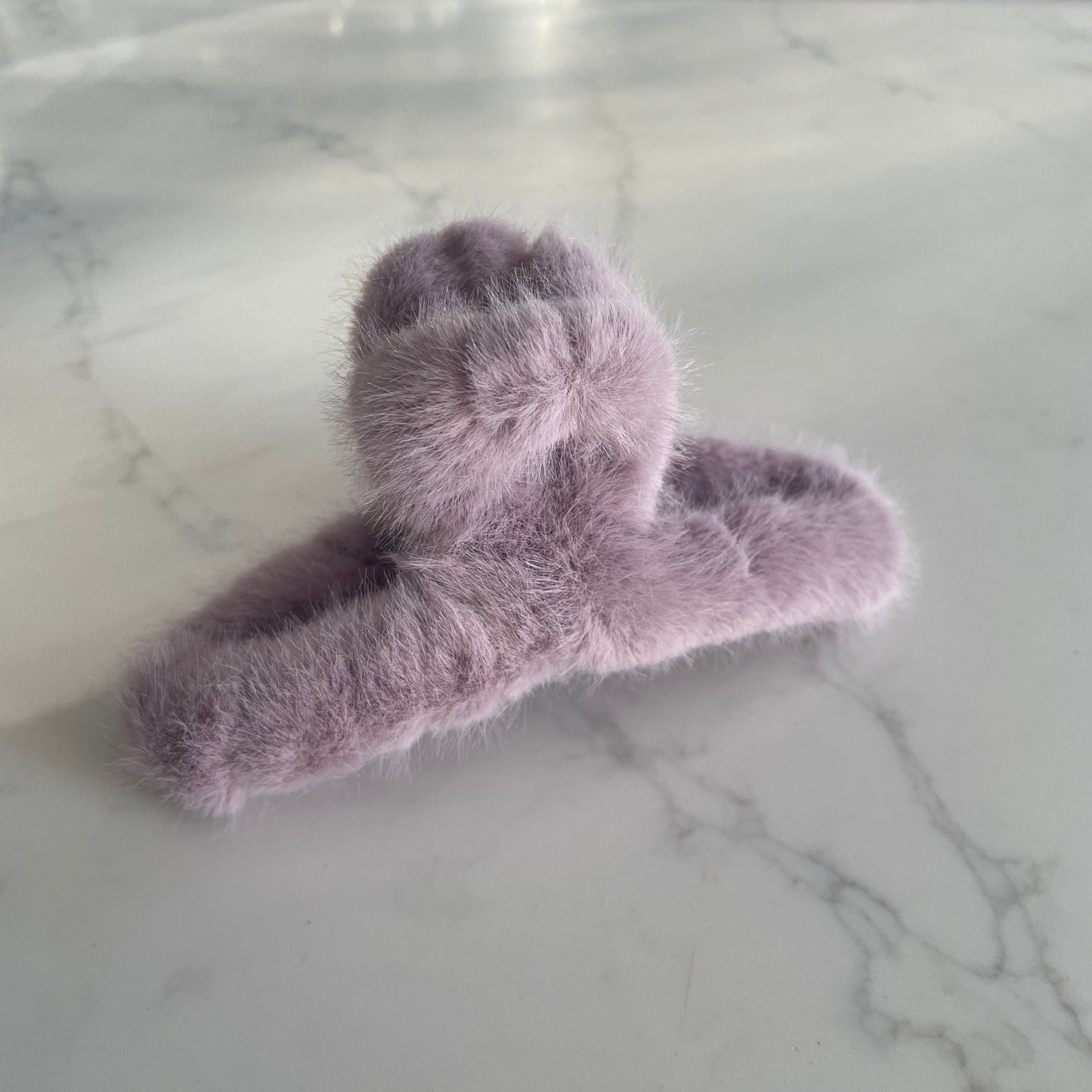 Fluffy Claw Clip (large)